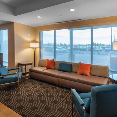 Towneplace Suites By Marriott Milwaukee Oak Creek Eksteriør bilde